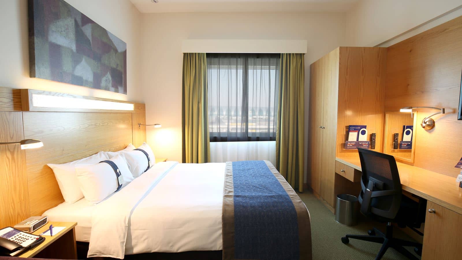 rooms-standard-room