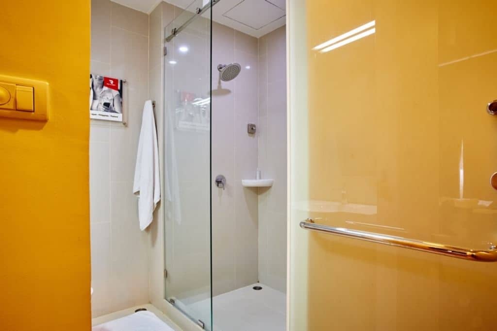 rooms-standard-room
