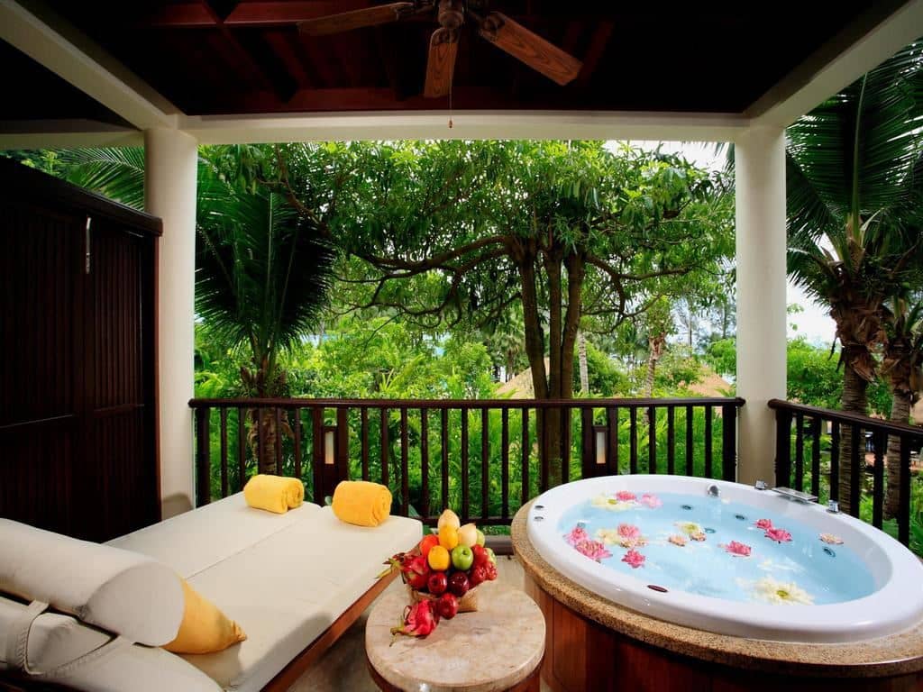 rooms-deluxe-spa-garden-view