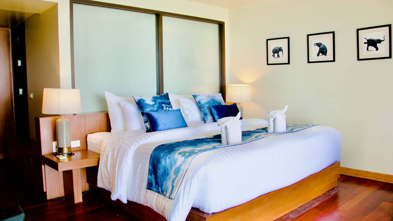rooms-beach-front-chalet
