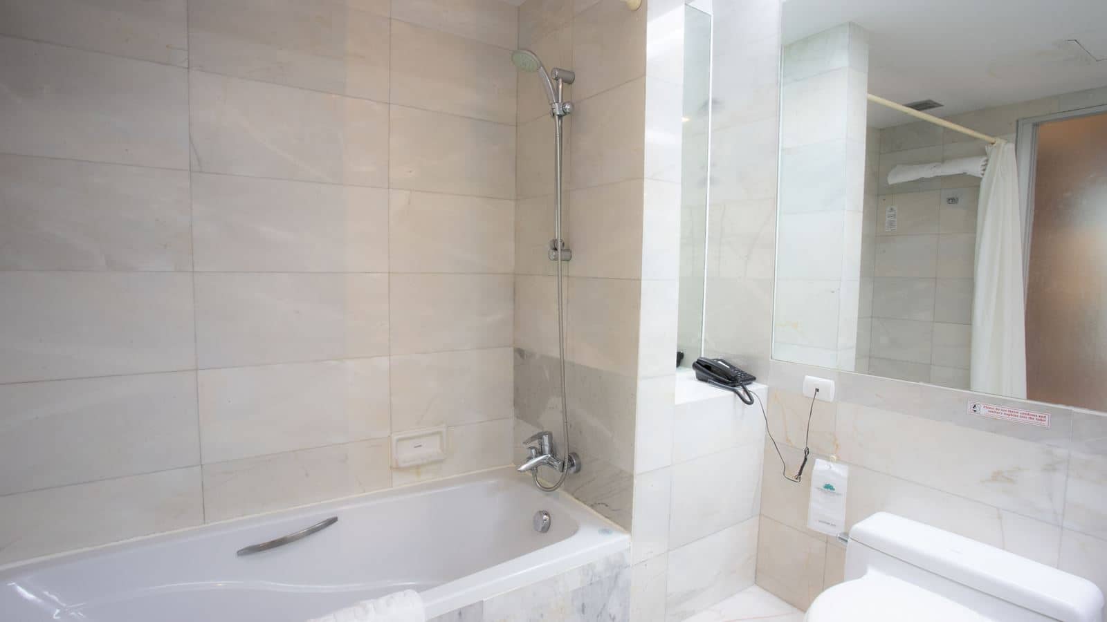 rooms-paradise-suite