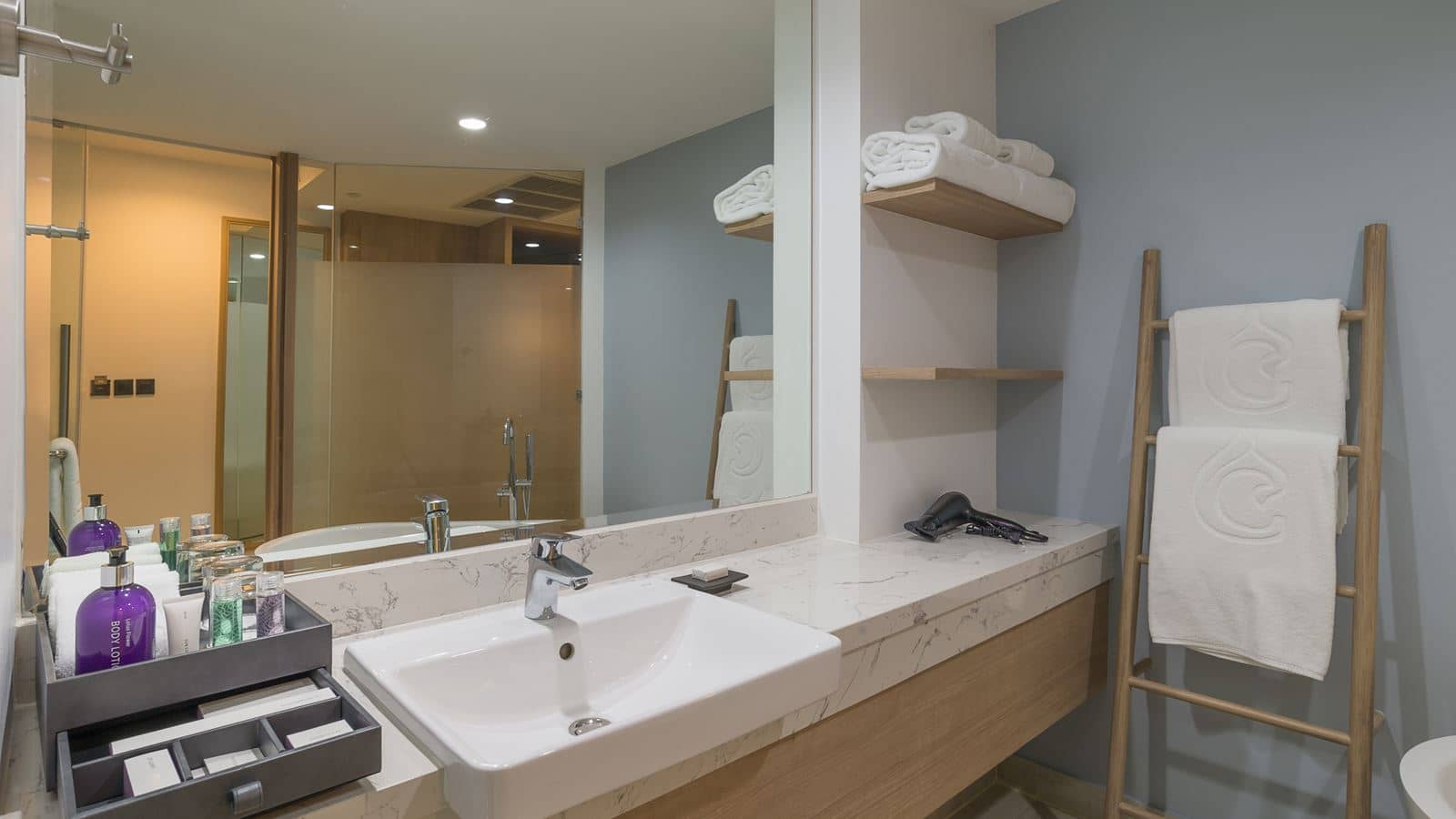 rooms-family-residence