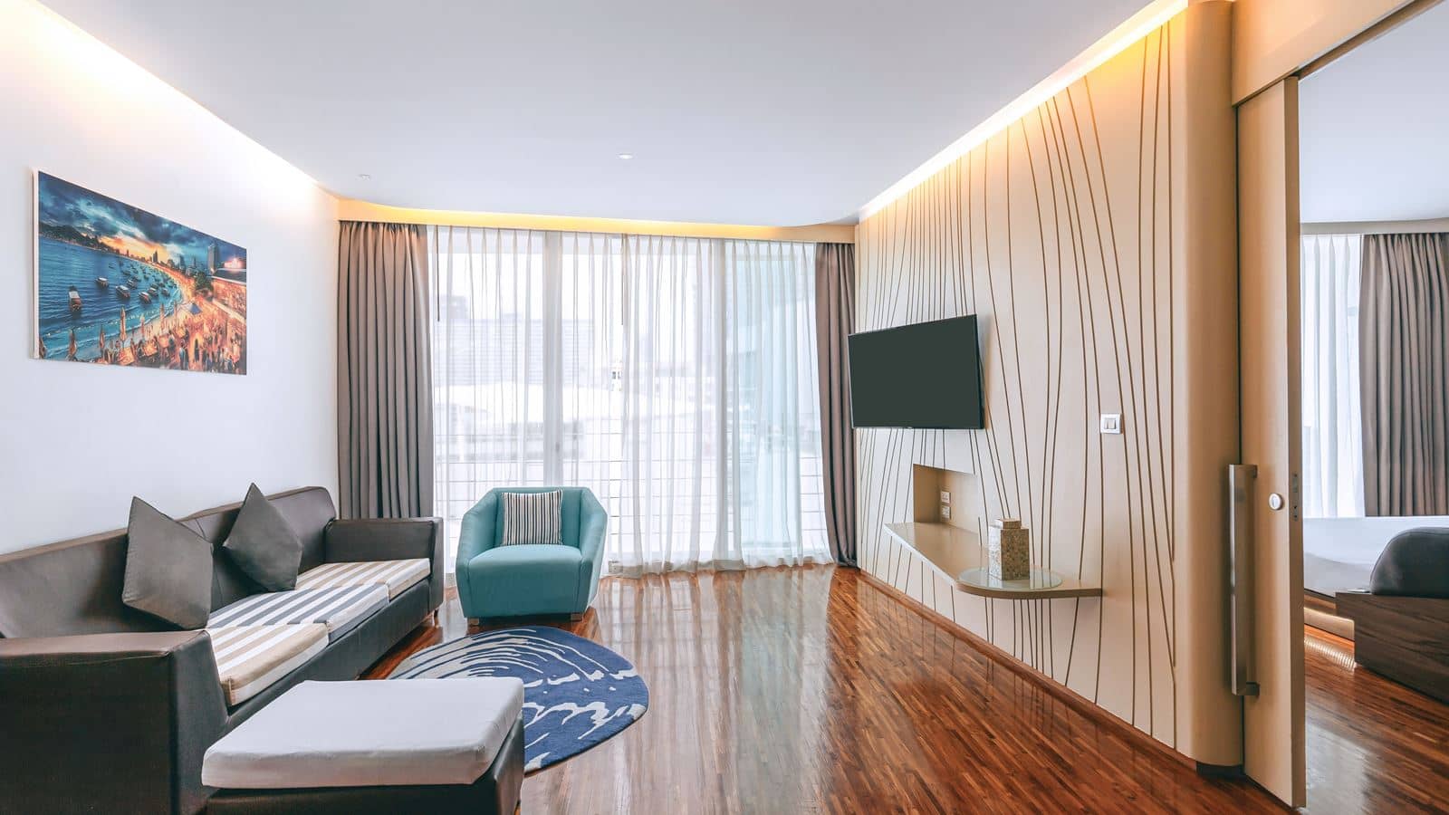 rooms-aqua-suite