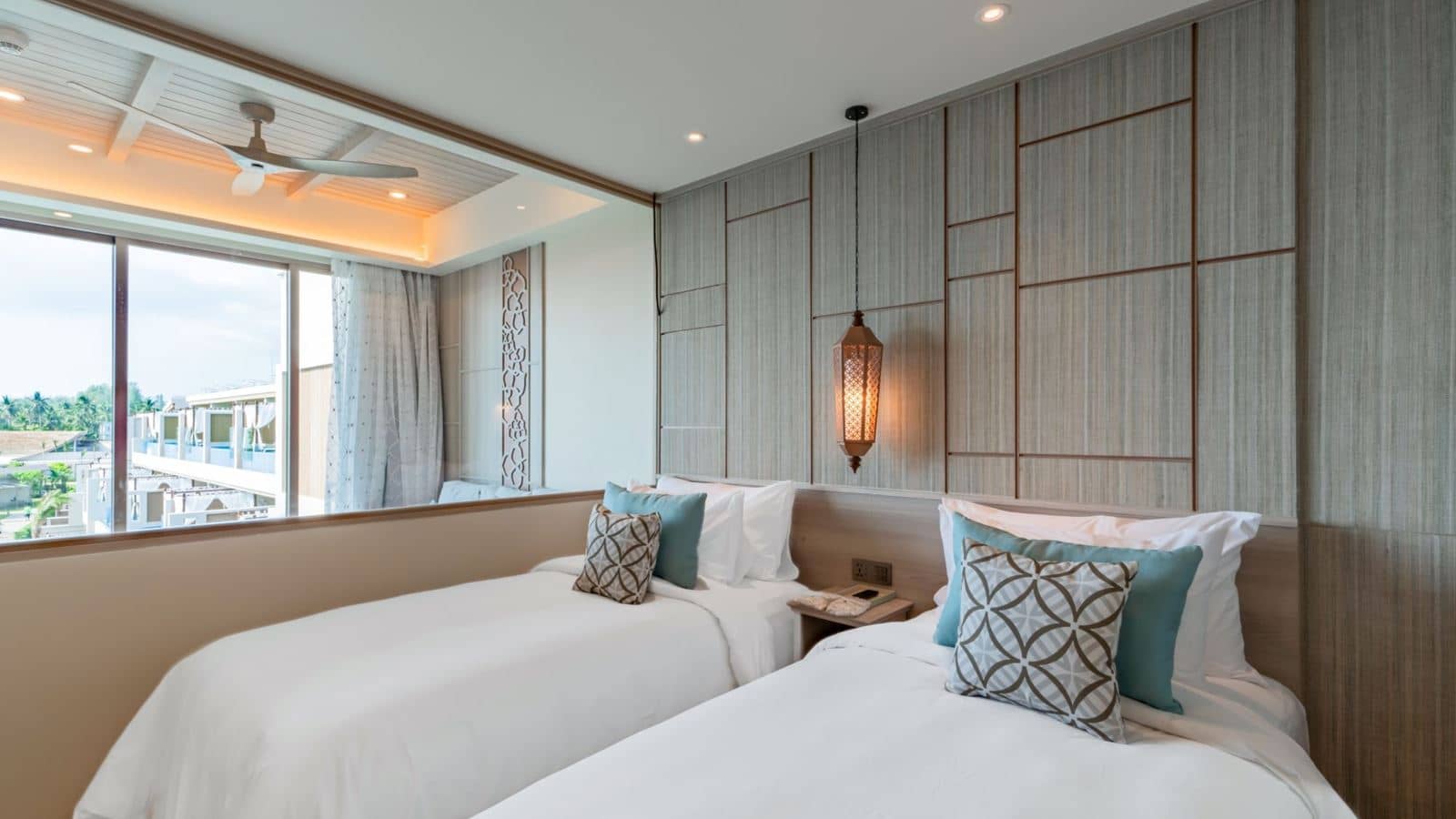 rooms-seaside-twobedroom-pool-suite