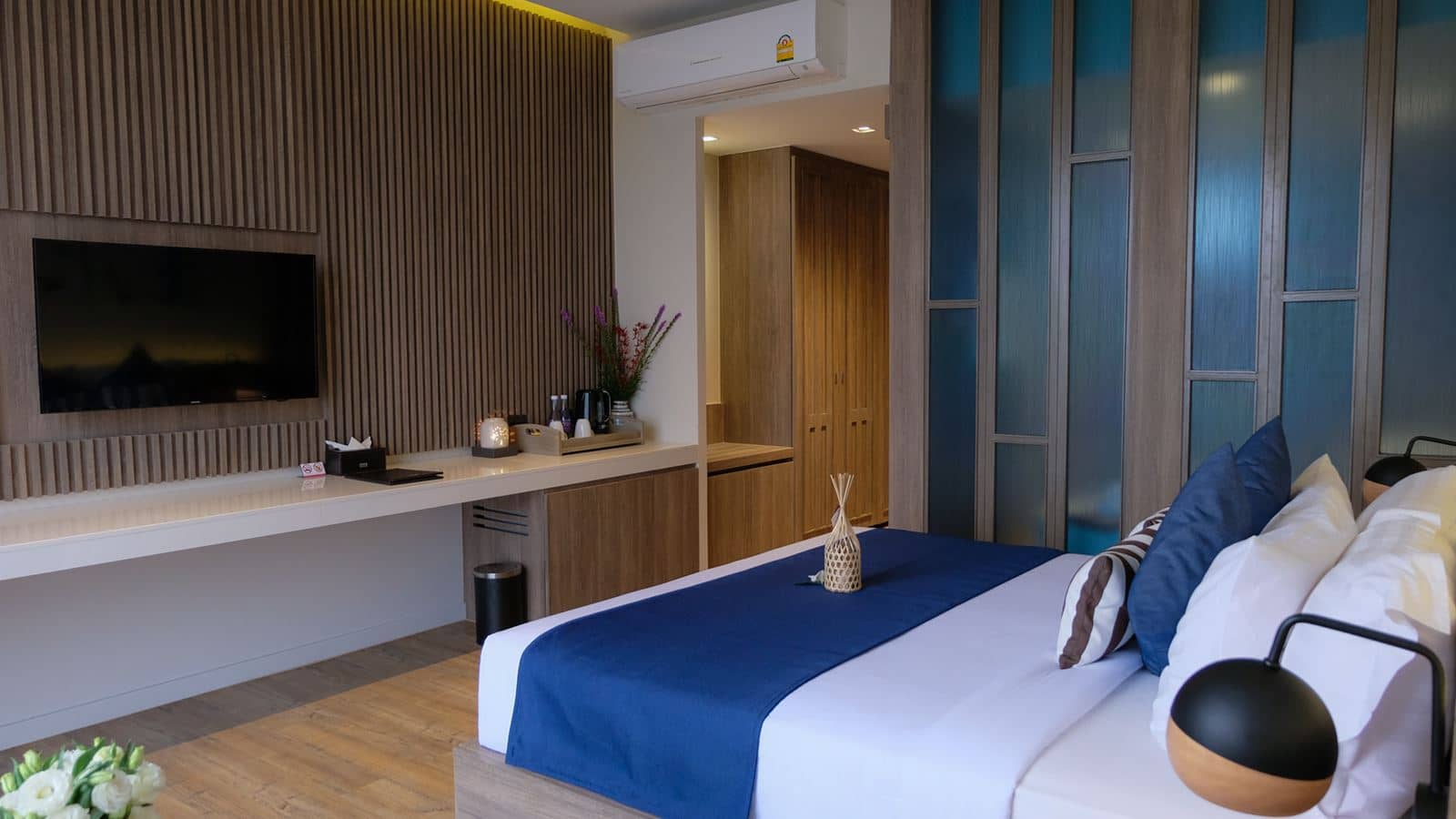 rooms-oceanfront-premium-room