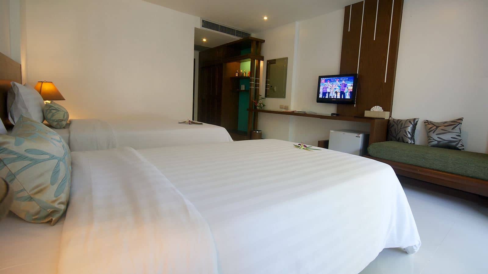 rooms-standard-room