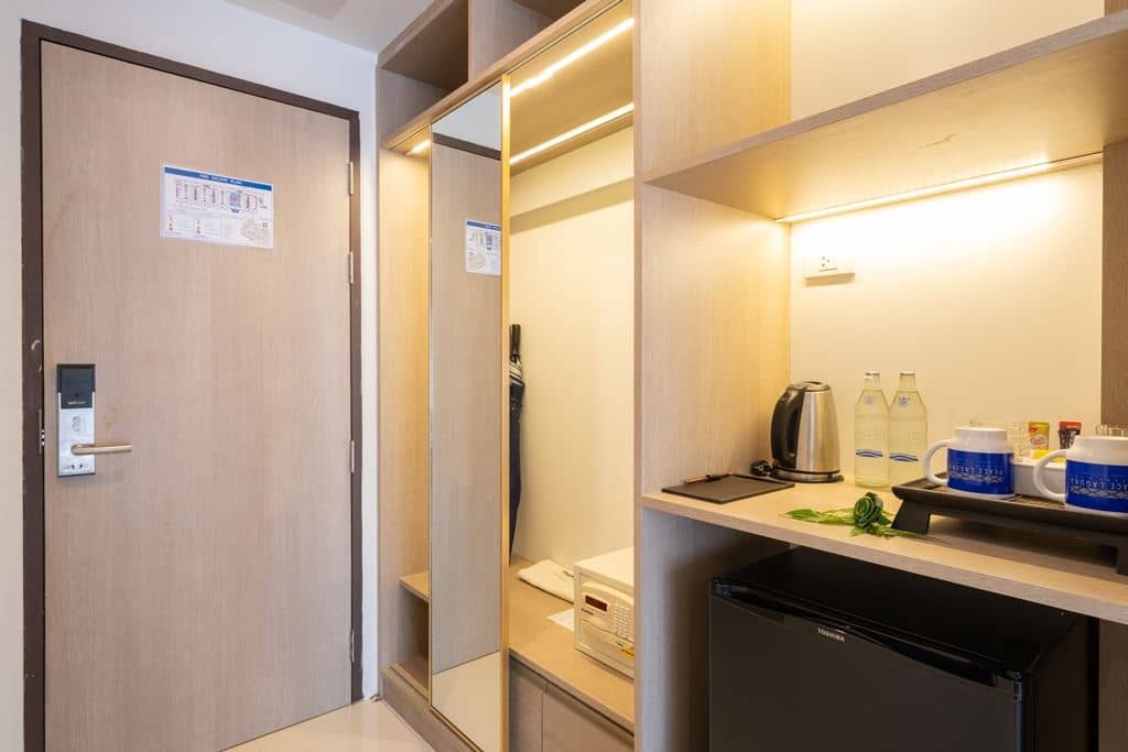 rooms-standard-room