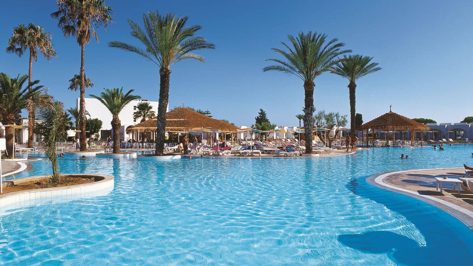 pools-outdoor-pool
