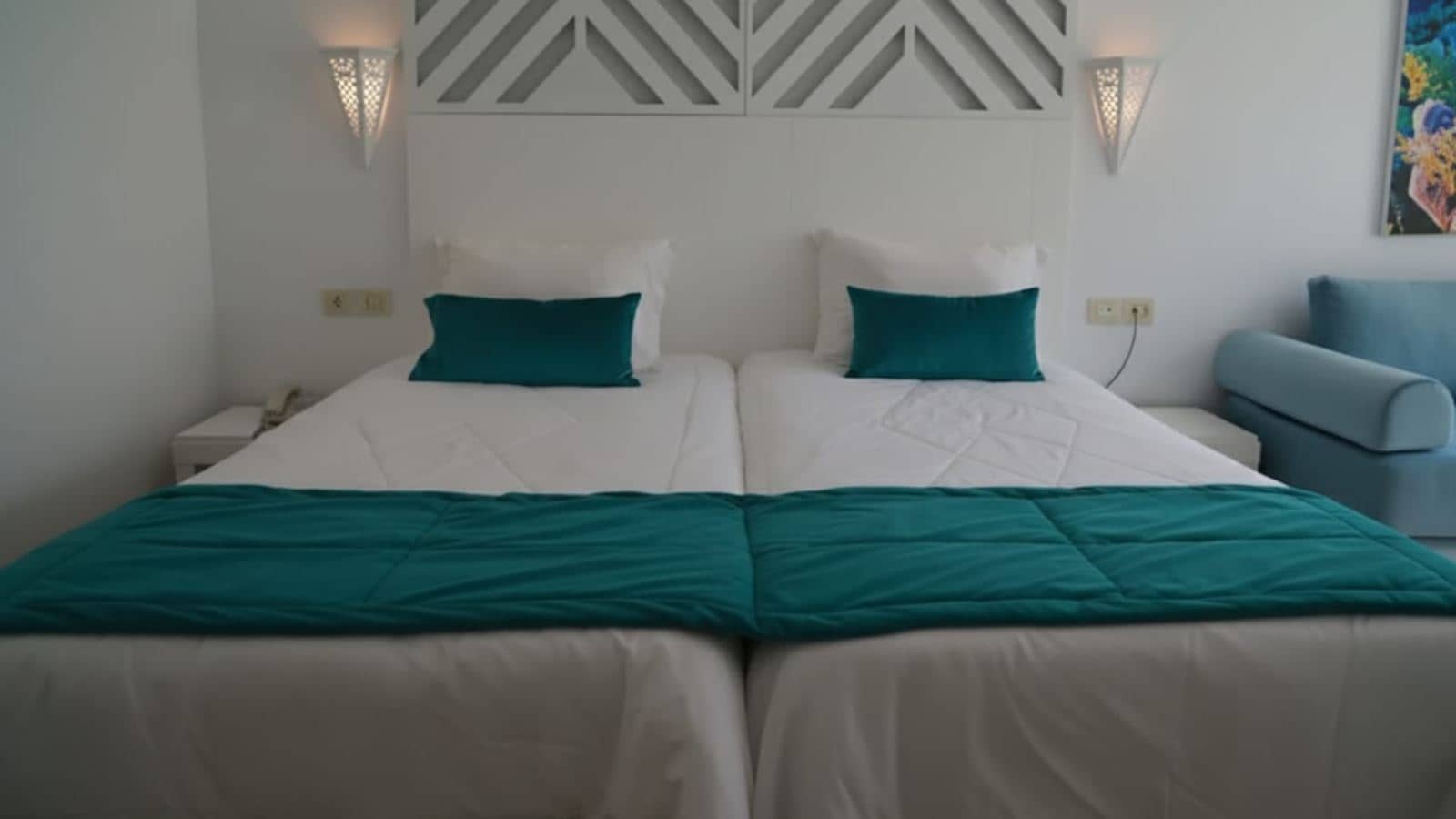 rooms-room-singleuse-gardenview-balcony-or-terrace