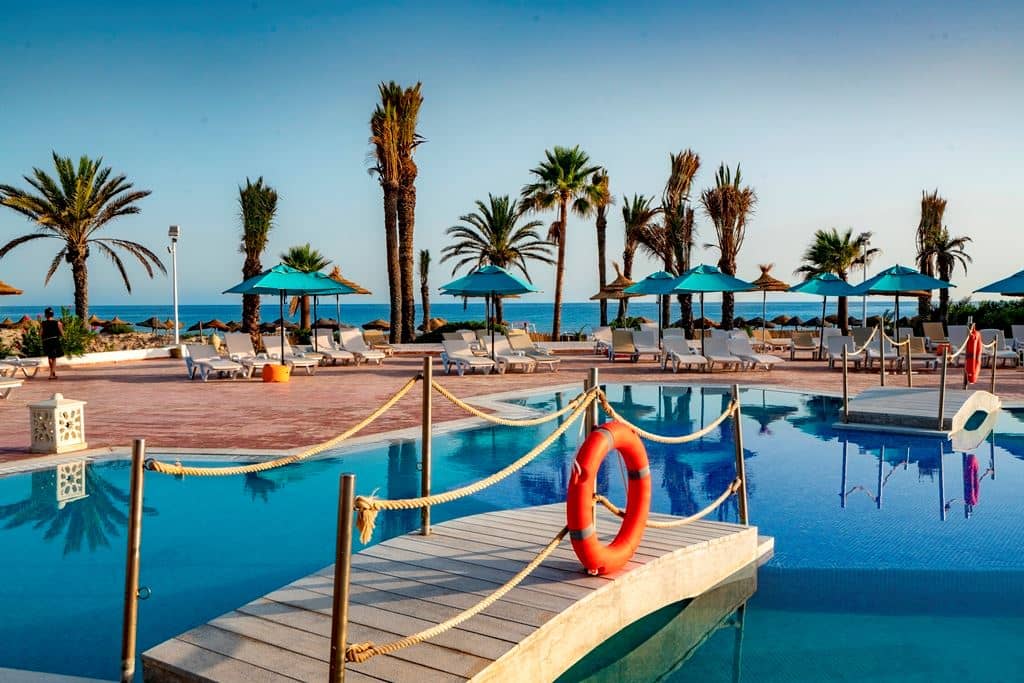 pools-outdoor-pool