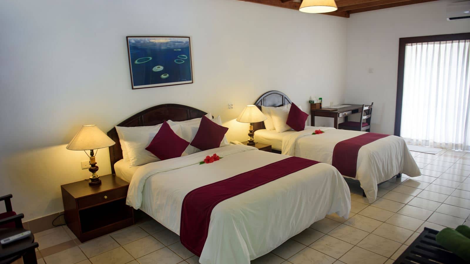rooms-standard-room