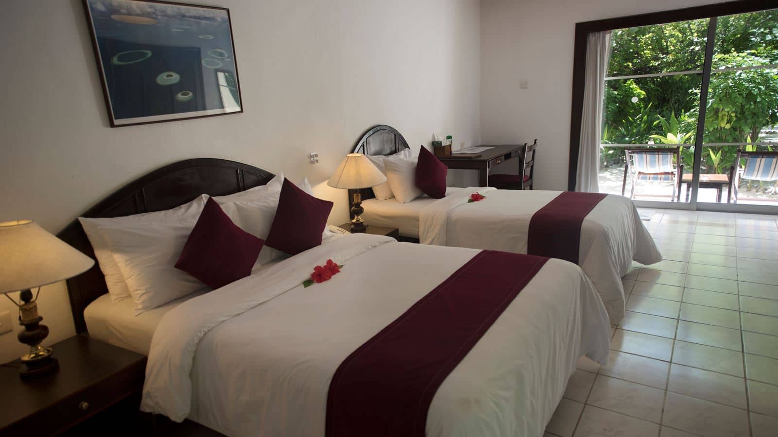 rooms-standard-room