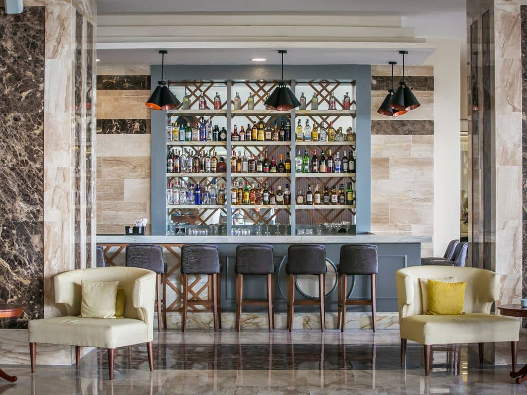bars-piano-bar