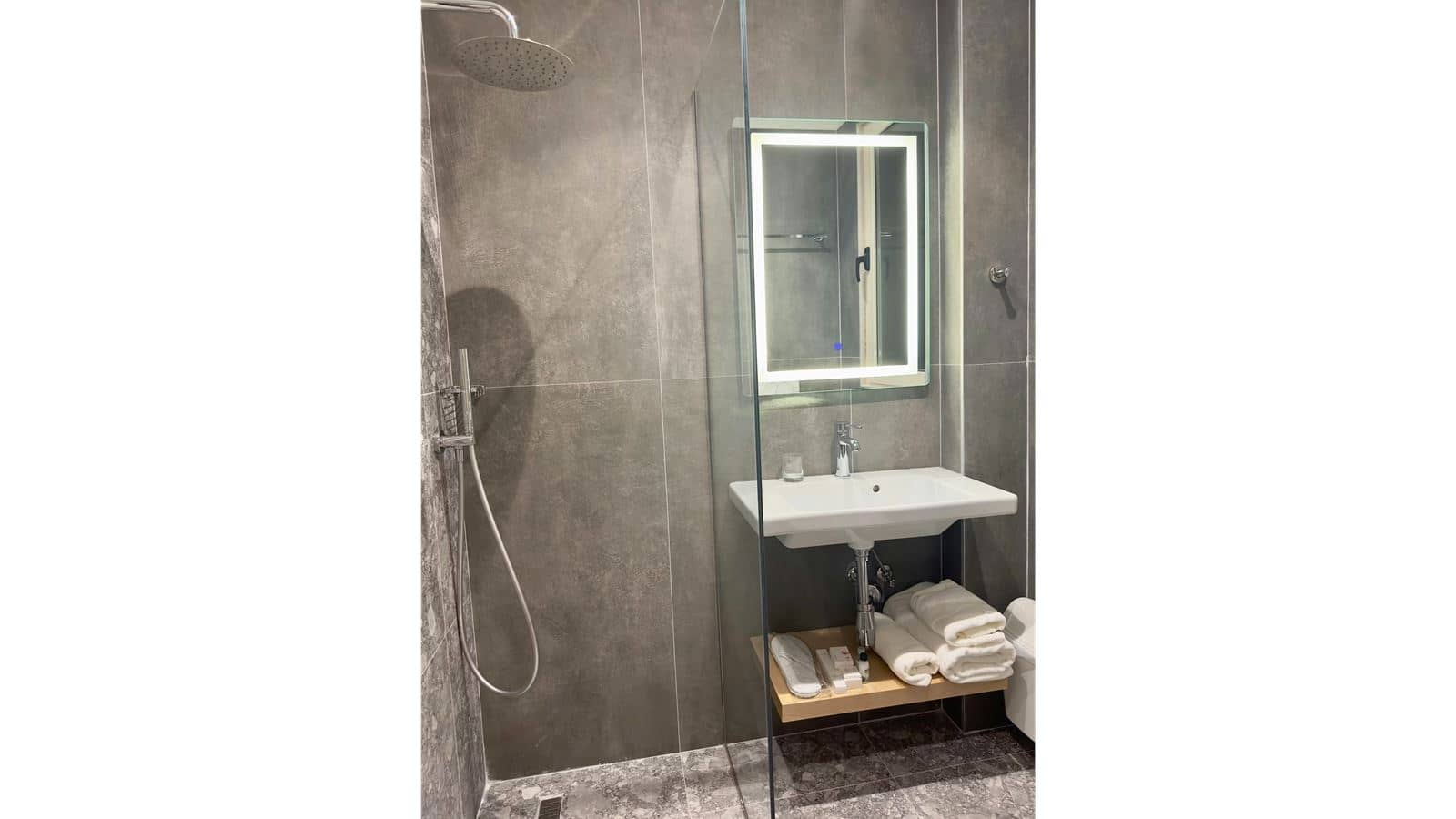 rooms-single-room