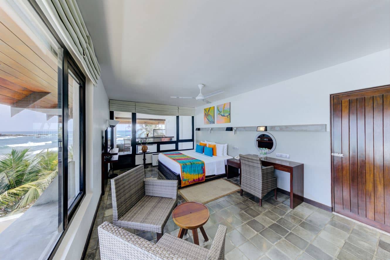 rooms-deluxe-room