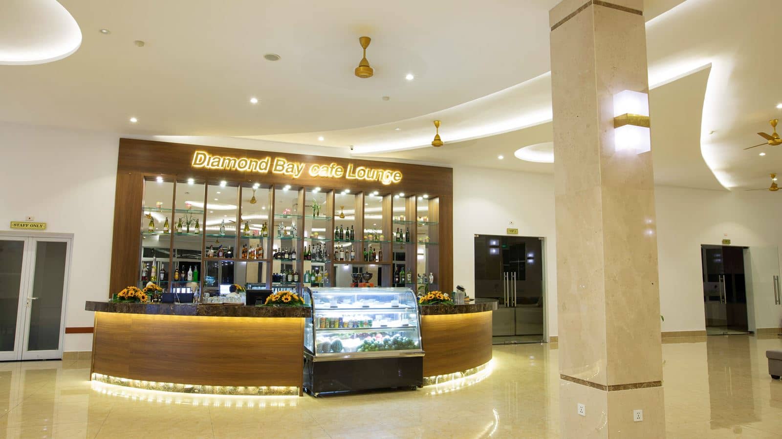bars-lobby-lounge