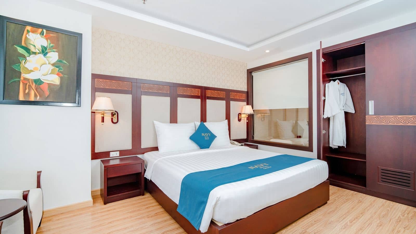 rooms-deluxe-city-view