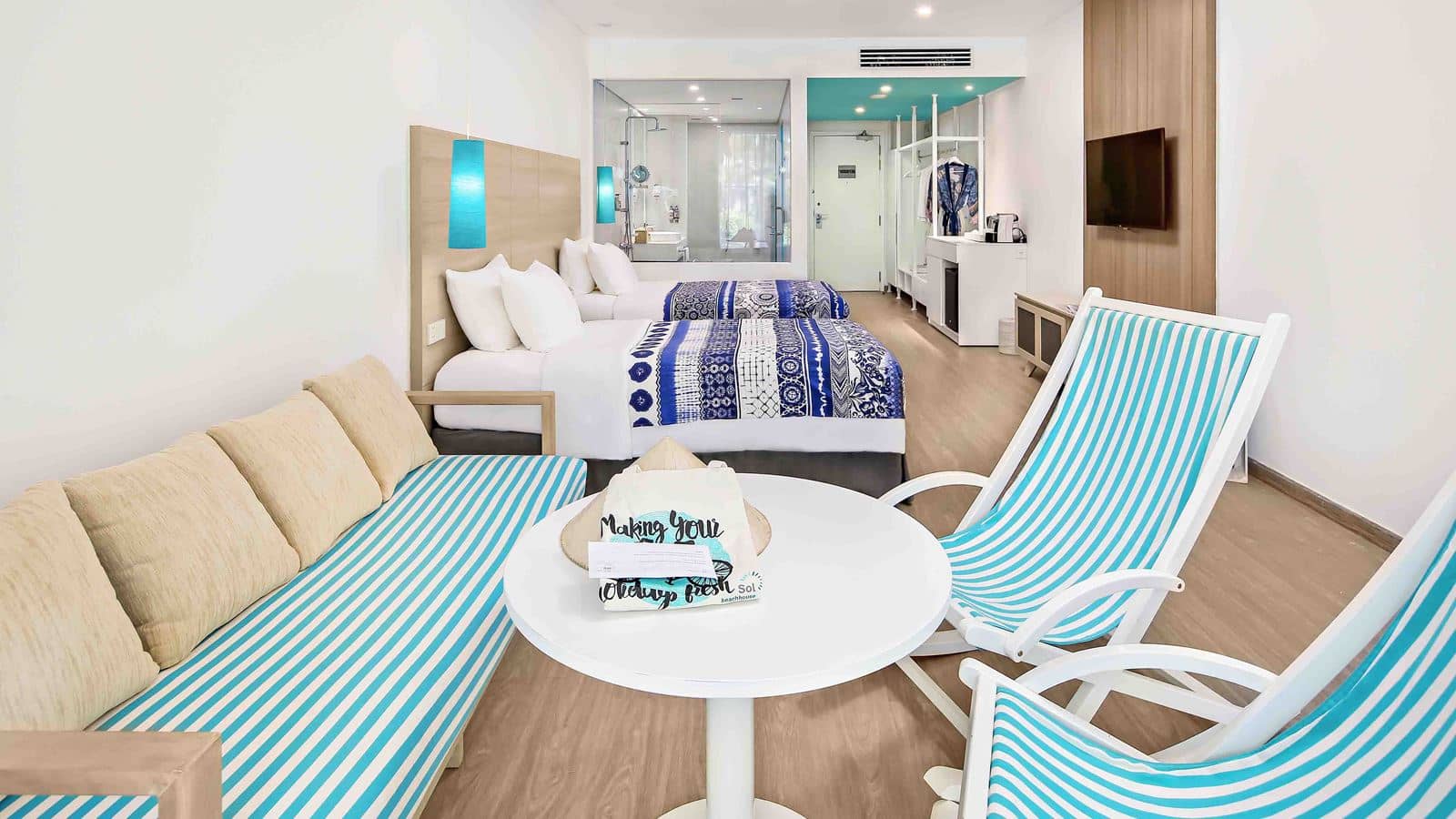 rooms-superior-room-poolaccess