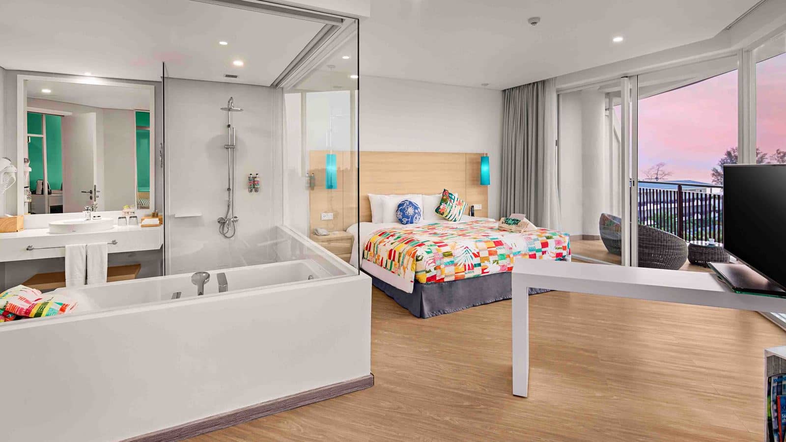 rooms-xtra-sol-junior-suite