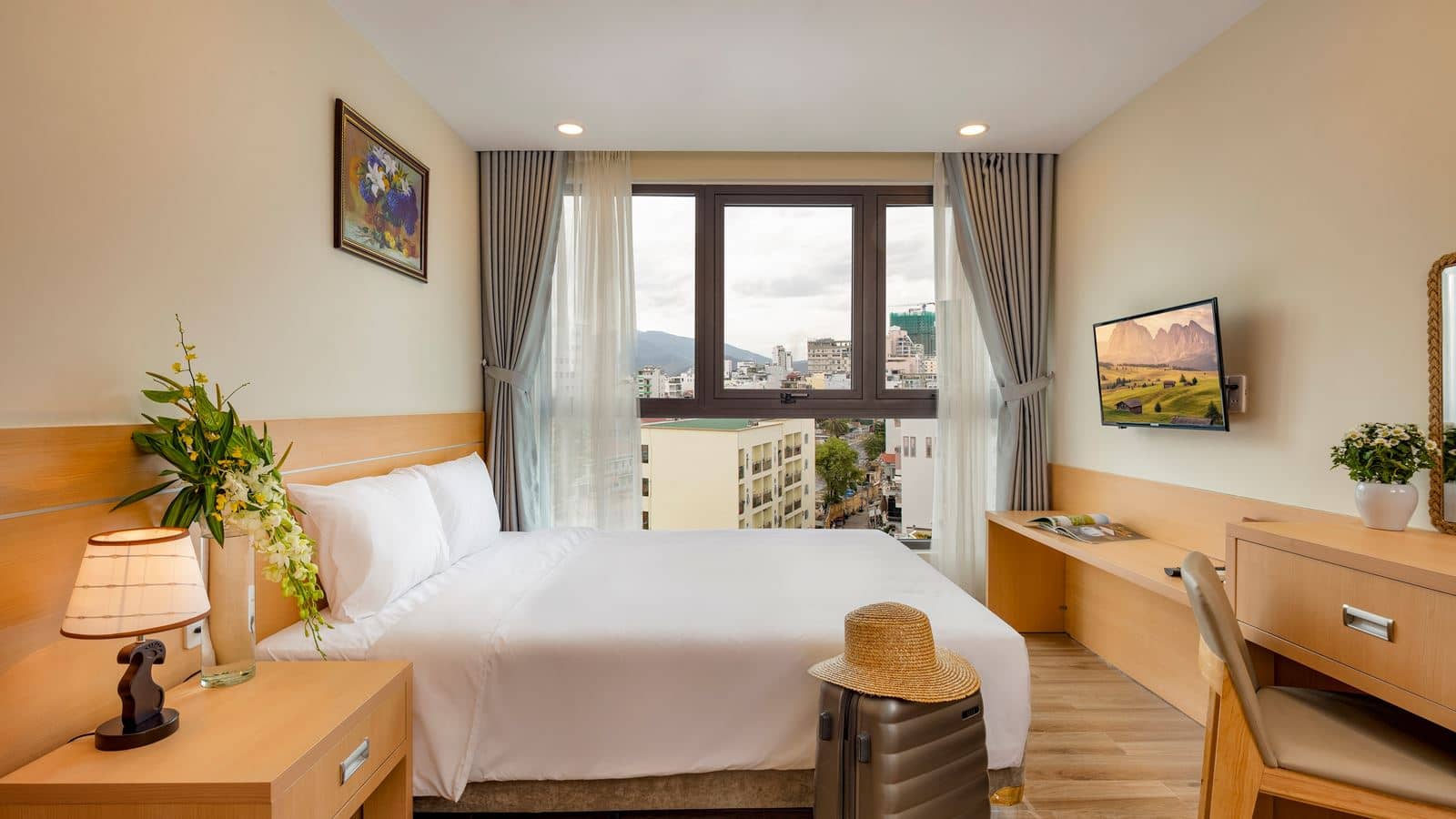 rooms-superior-city-view
