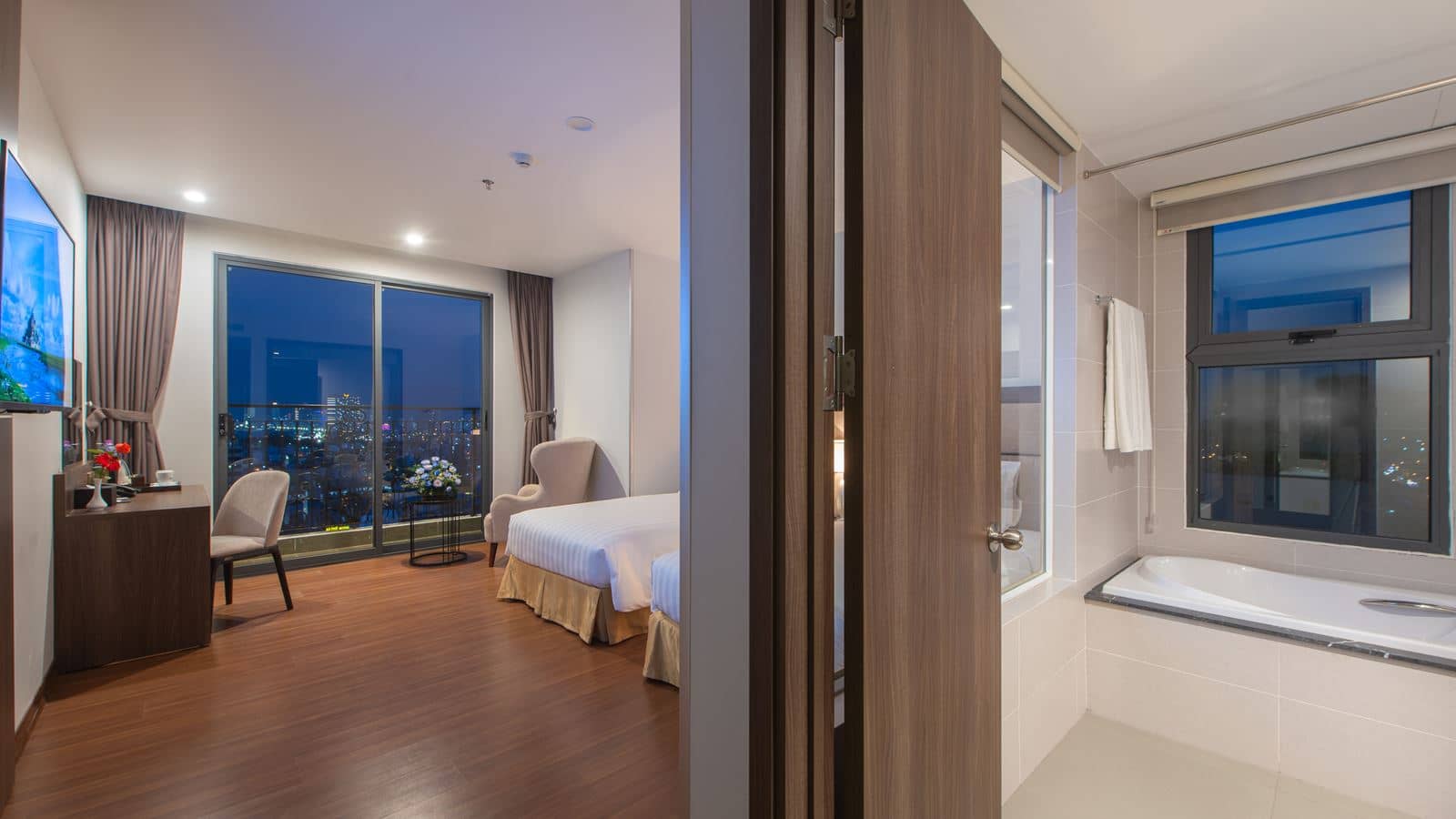 rooms-studio-plus-sea-view-with-balcony