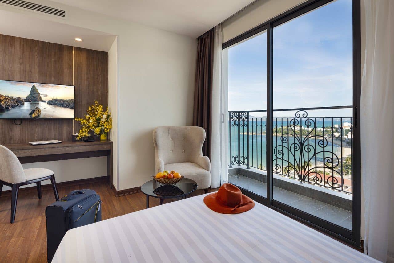 rooms-studio-ocean-view-with-balcony-child-without-extra-bed