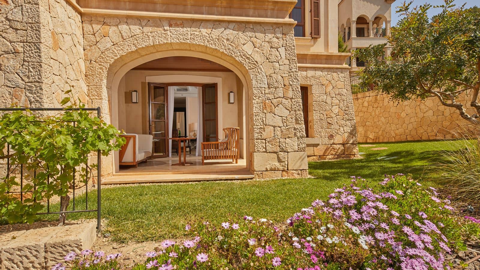 rooms-junior-suite-garden