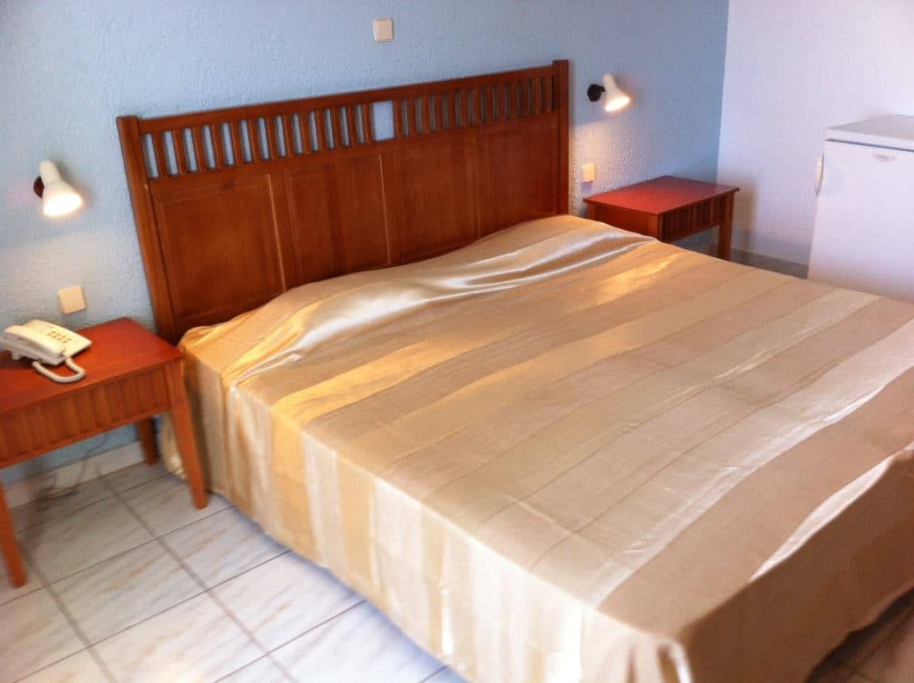 rooms-room-deluxe-double-balcony-or-terrace