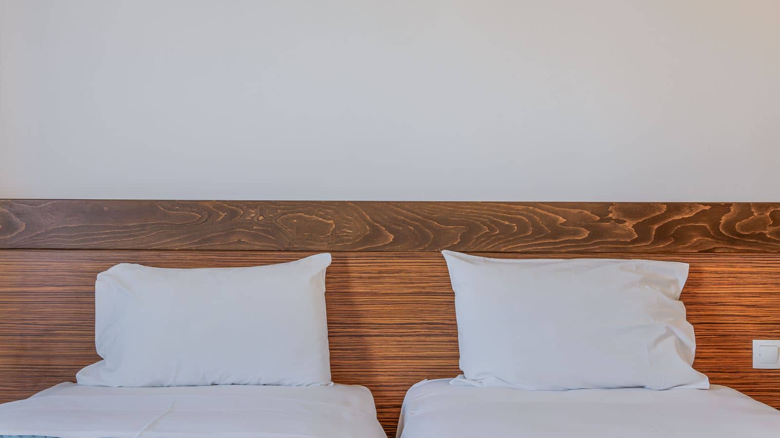 rooms-standard-twin-double-room-balcony-or-terrace