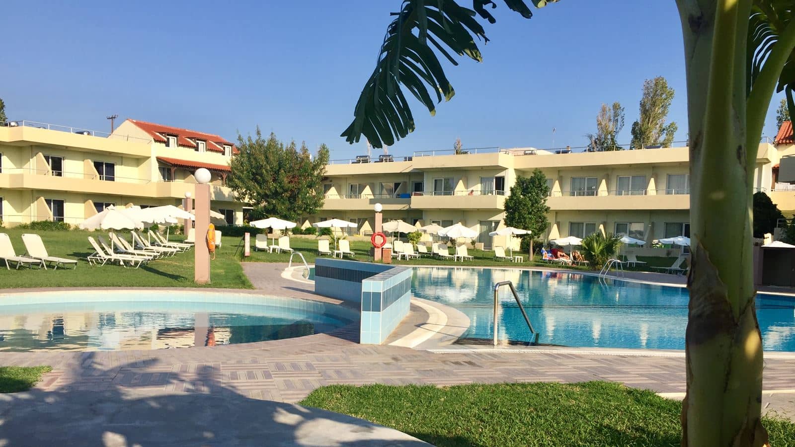 pools-outdoor-pool