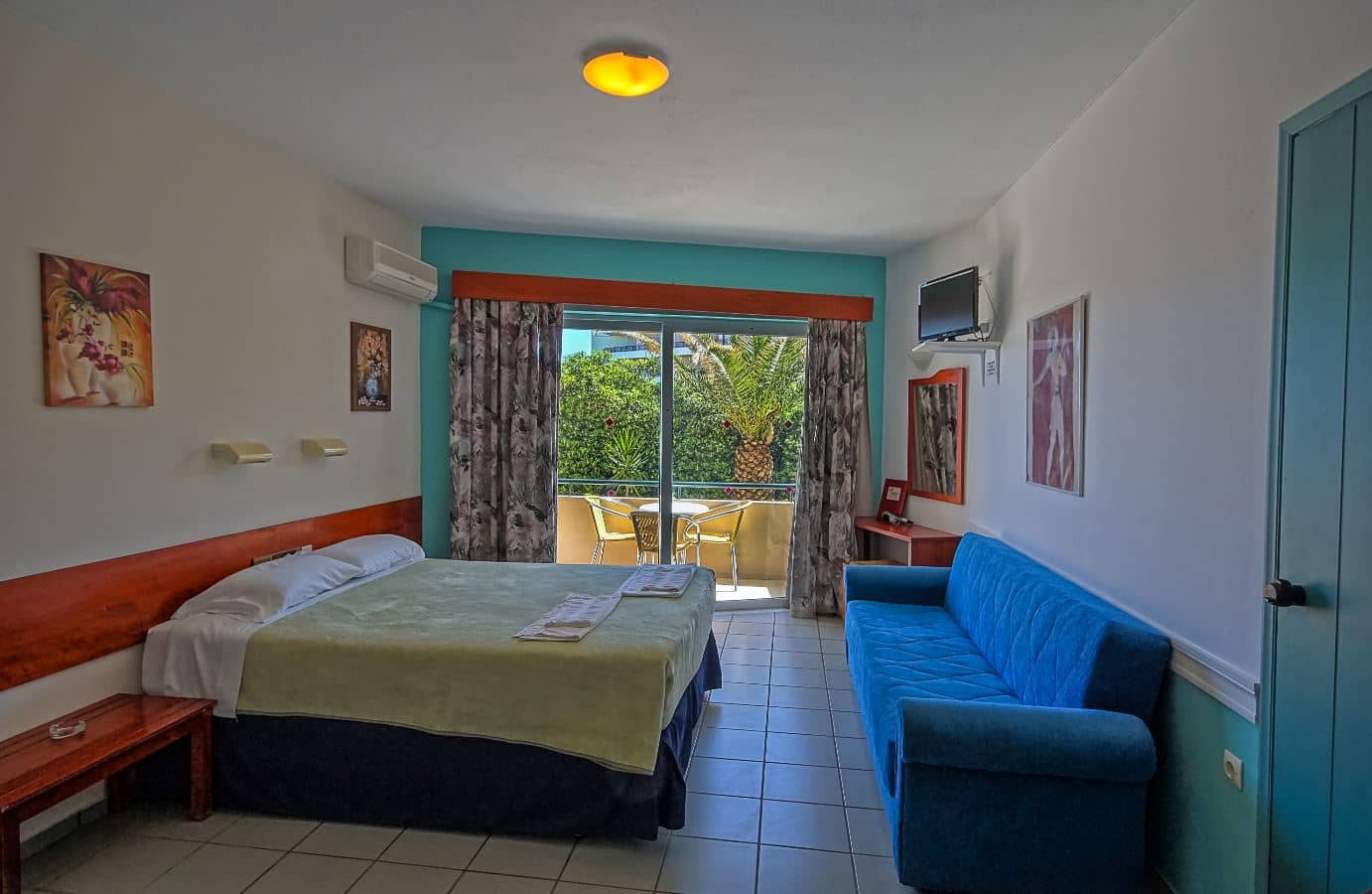 rooms-studio-room