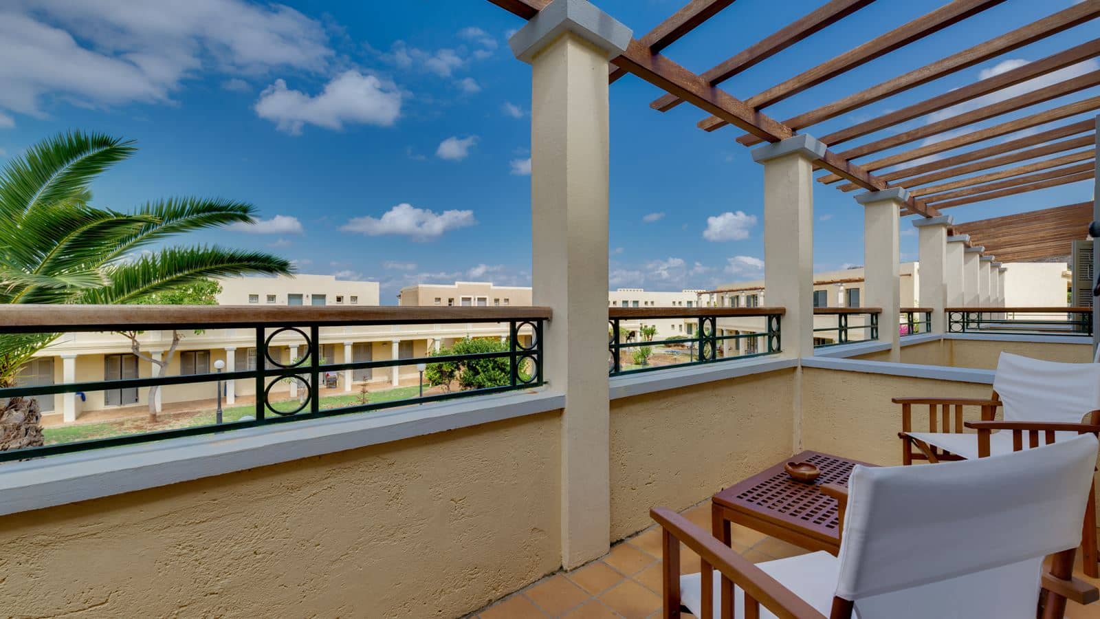 rooms-double-room-garden-view