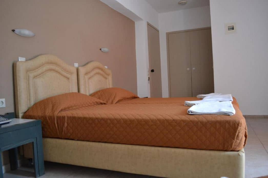 rooms-triple-room