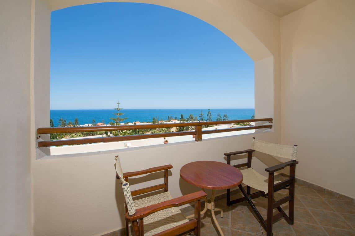 rooms-room-double-sea-view