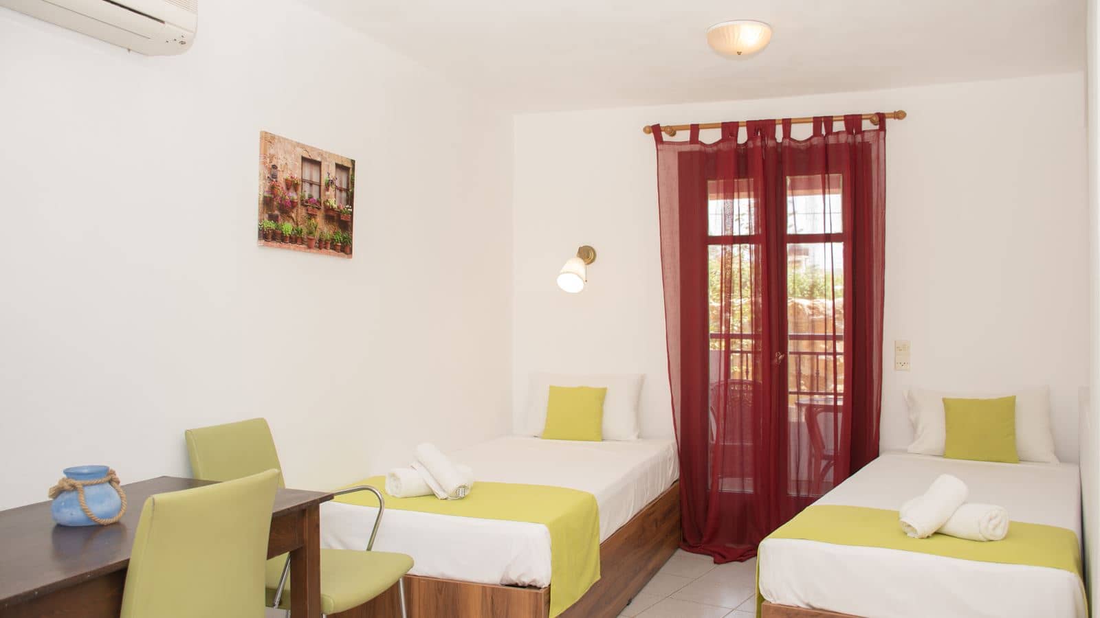 rooms-apartment-quarduple