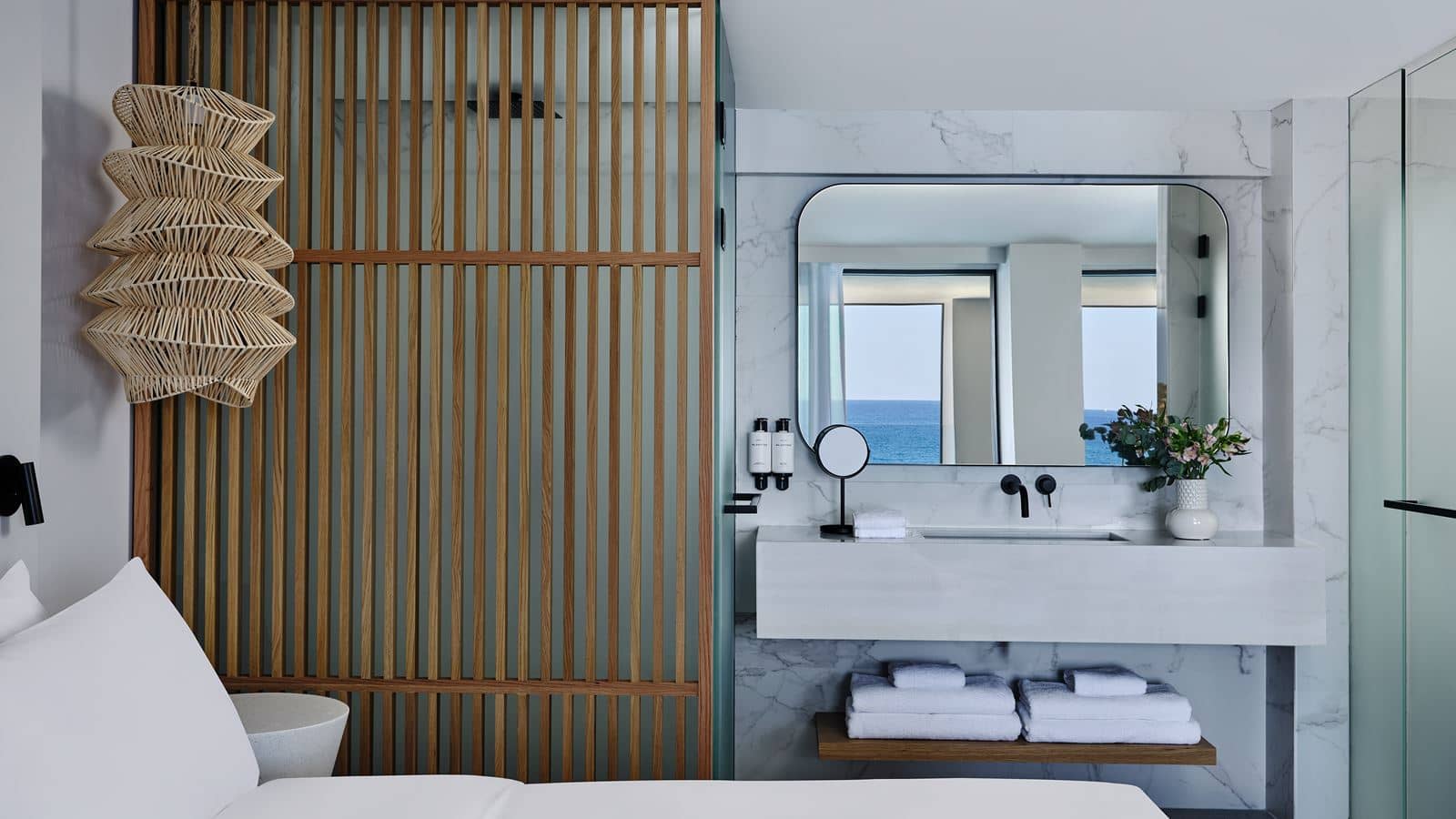 rooms-suite-junior-sea-view-plunge-pool