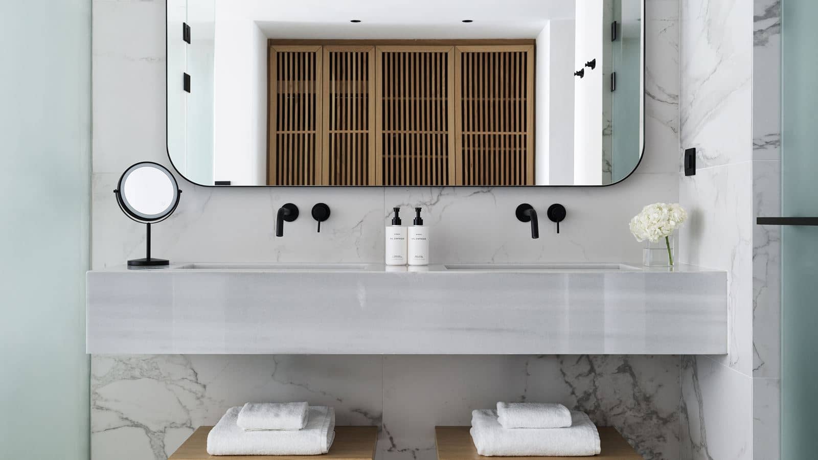 rooms-suite-1-bedroom-seaview-plunge-pool