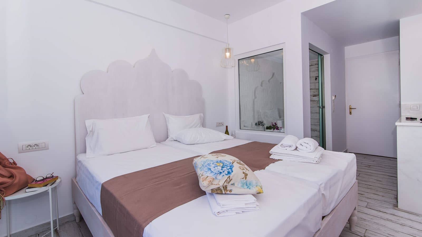 rooms-suite-junior-double-balcony-or-terrace