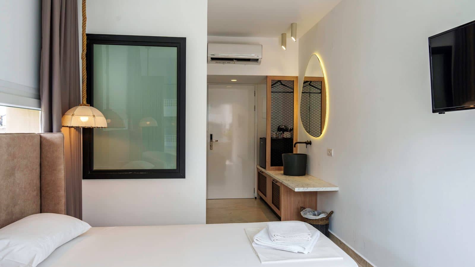 rooms-room-deluxe-twin-balcony-or-terrace