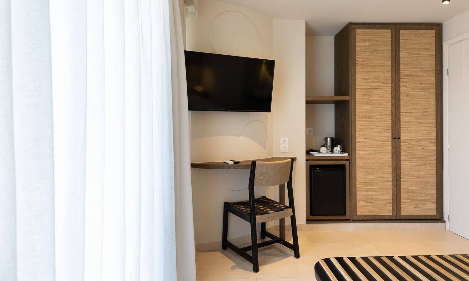 rooms-double-room-balcony