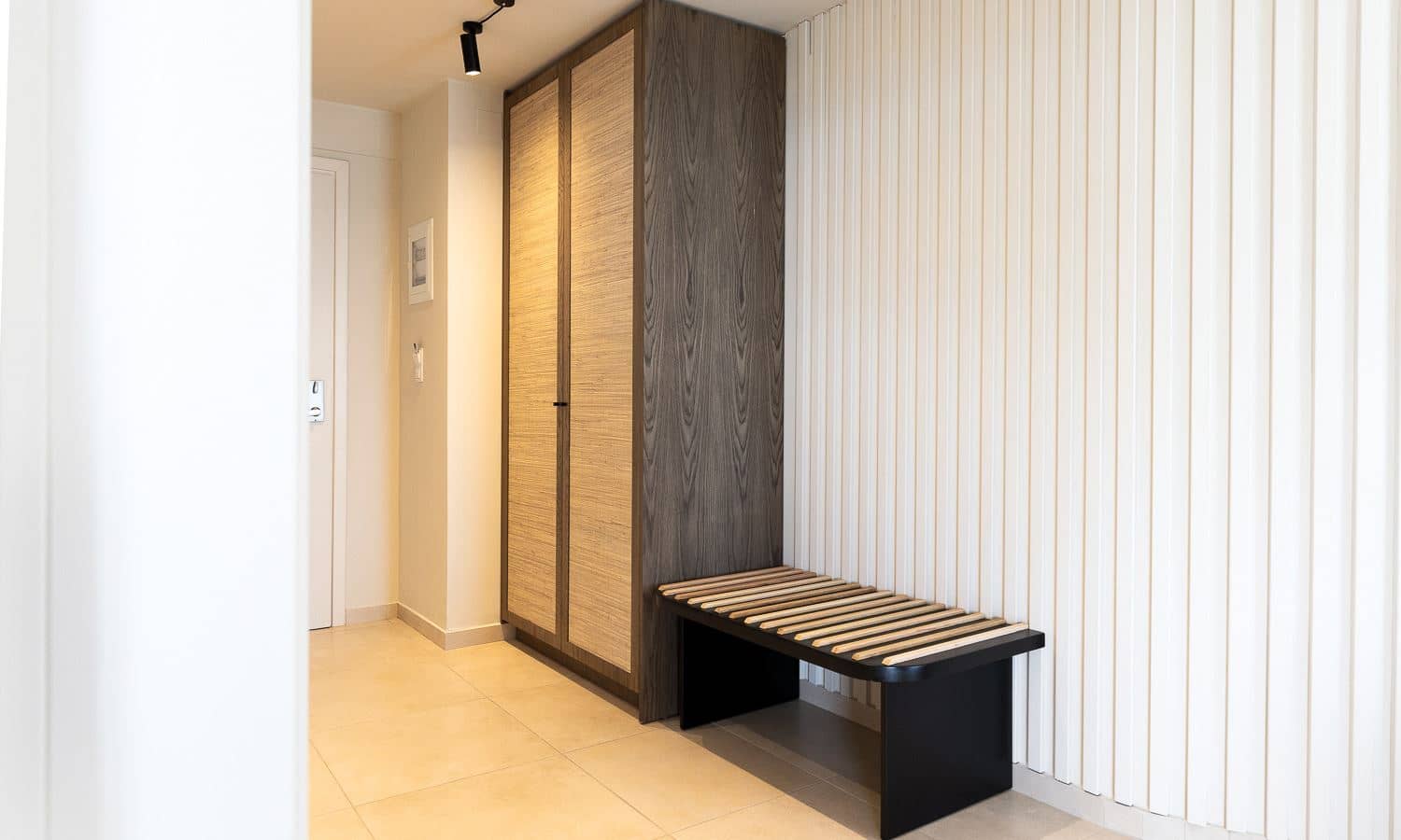 rooms-superior-1-bedroom-suite-seaview-balcony