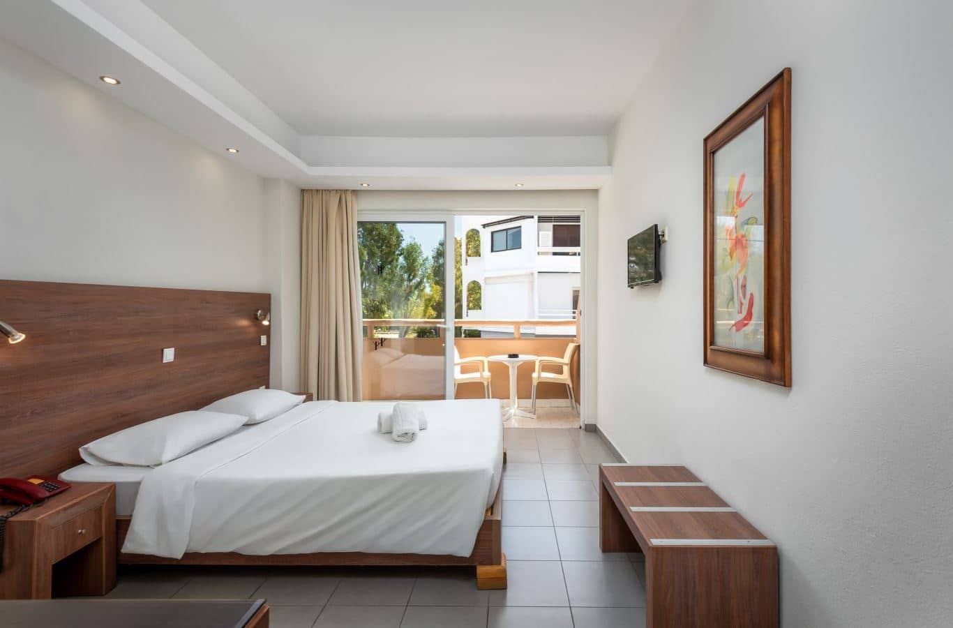 rooms-classic-room-single-use-city-view