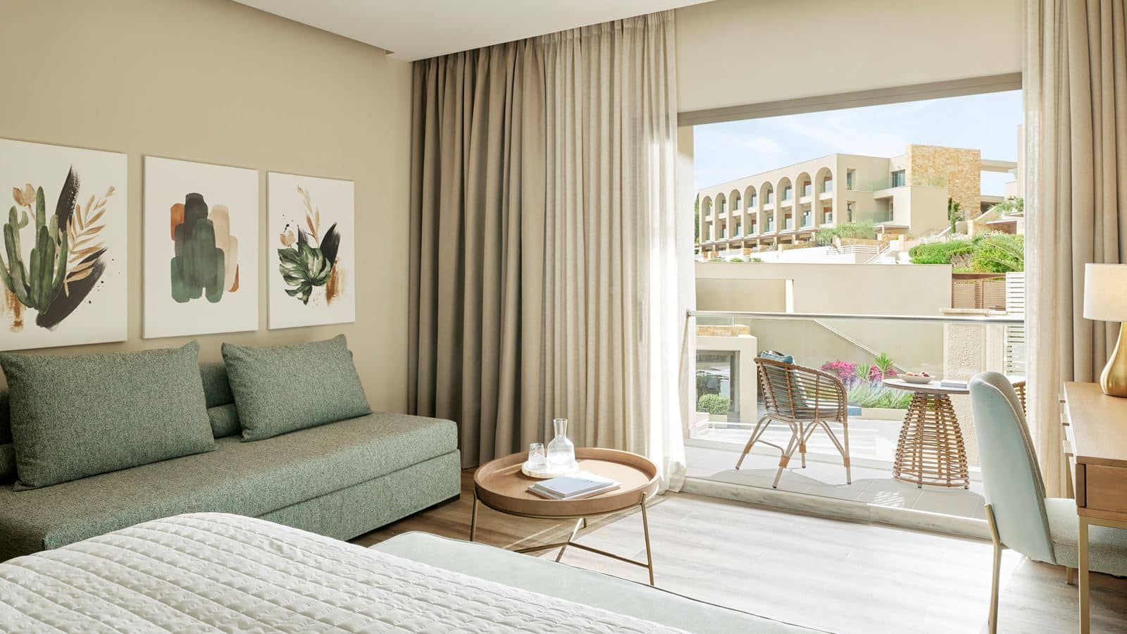 rooms-superior-room-garden-resort-view