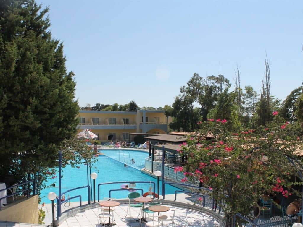 pools-outdoor-pool