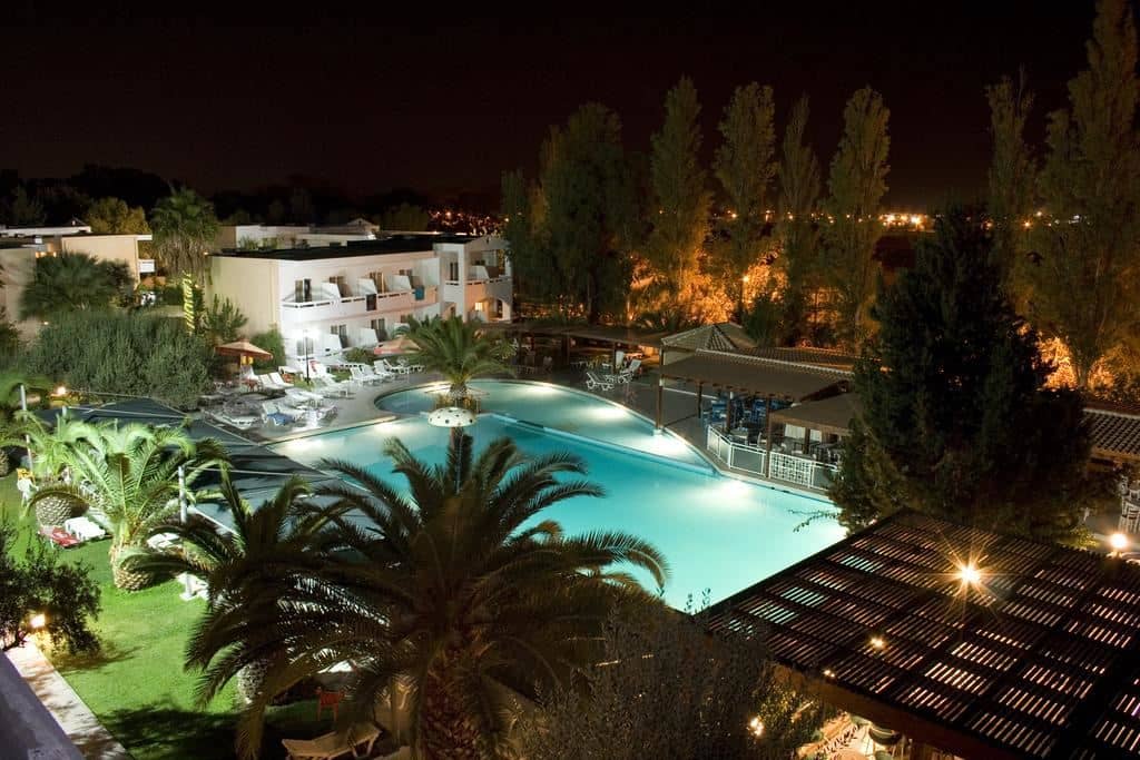 pools-outdoor-pool