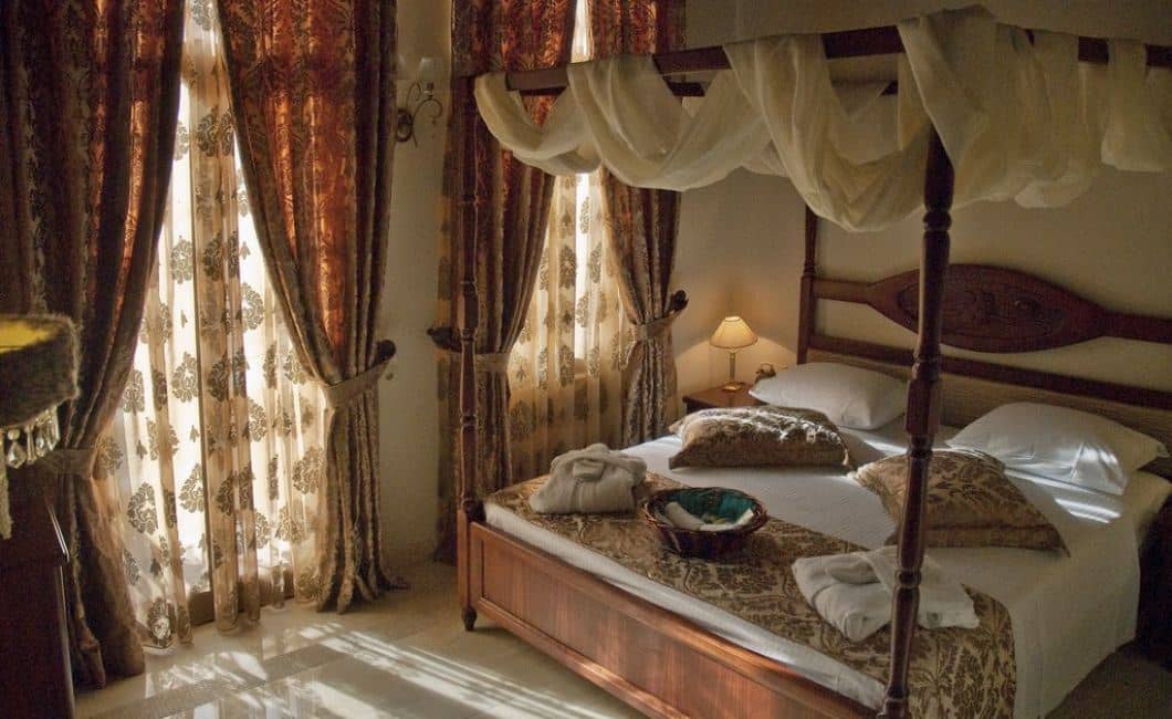 rooms-executive-suite