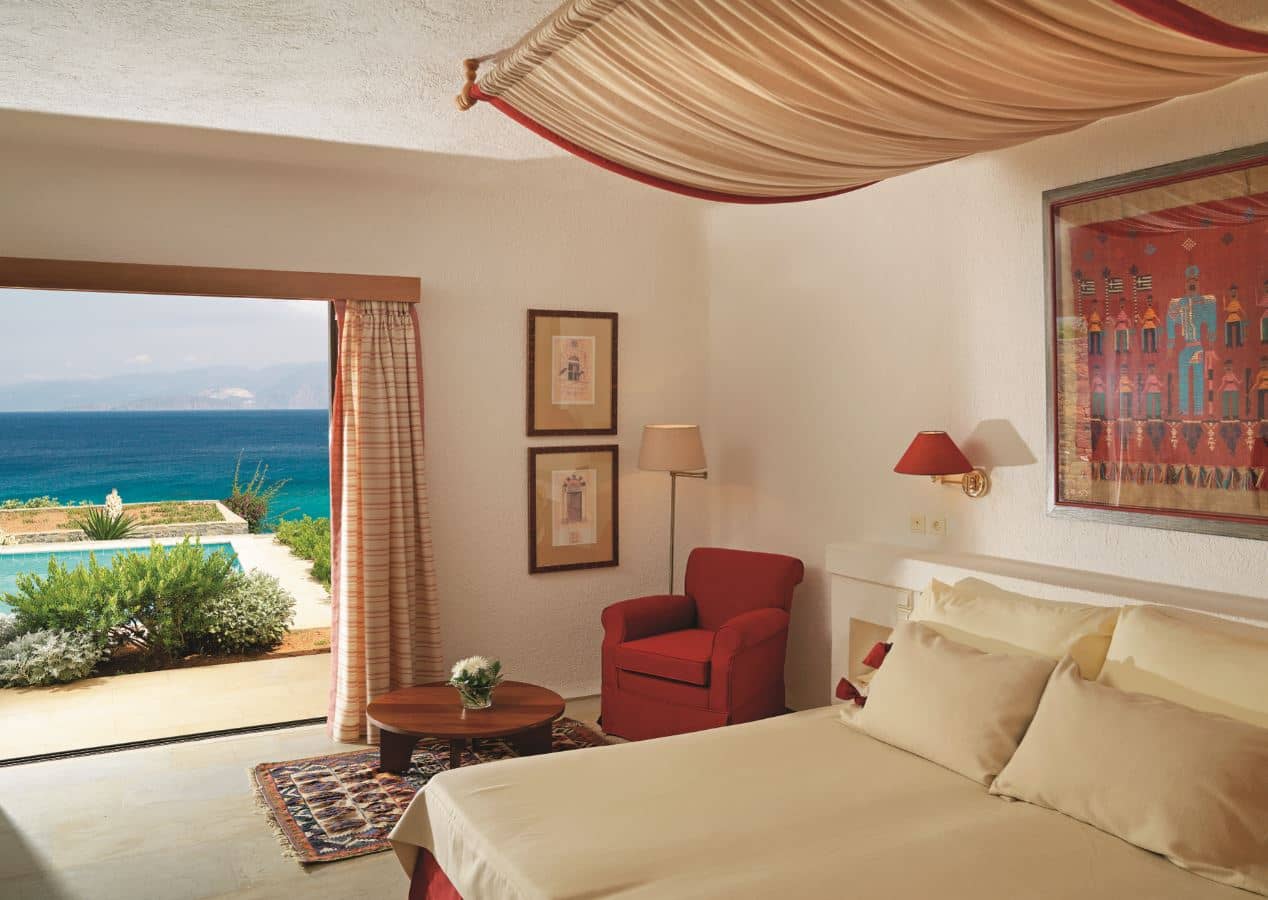 rooms-2-bedrooms-superior-suite-seaview-privatepool