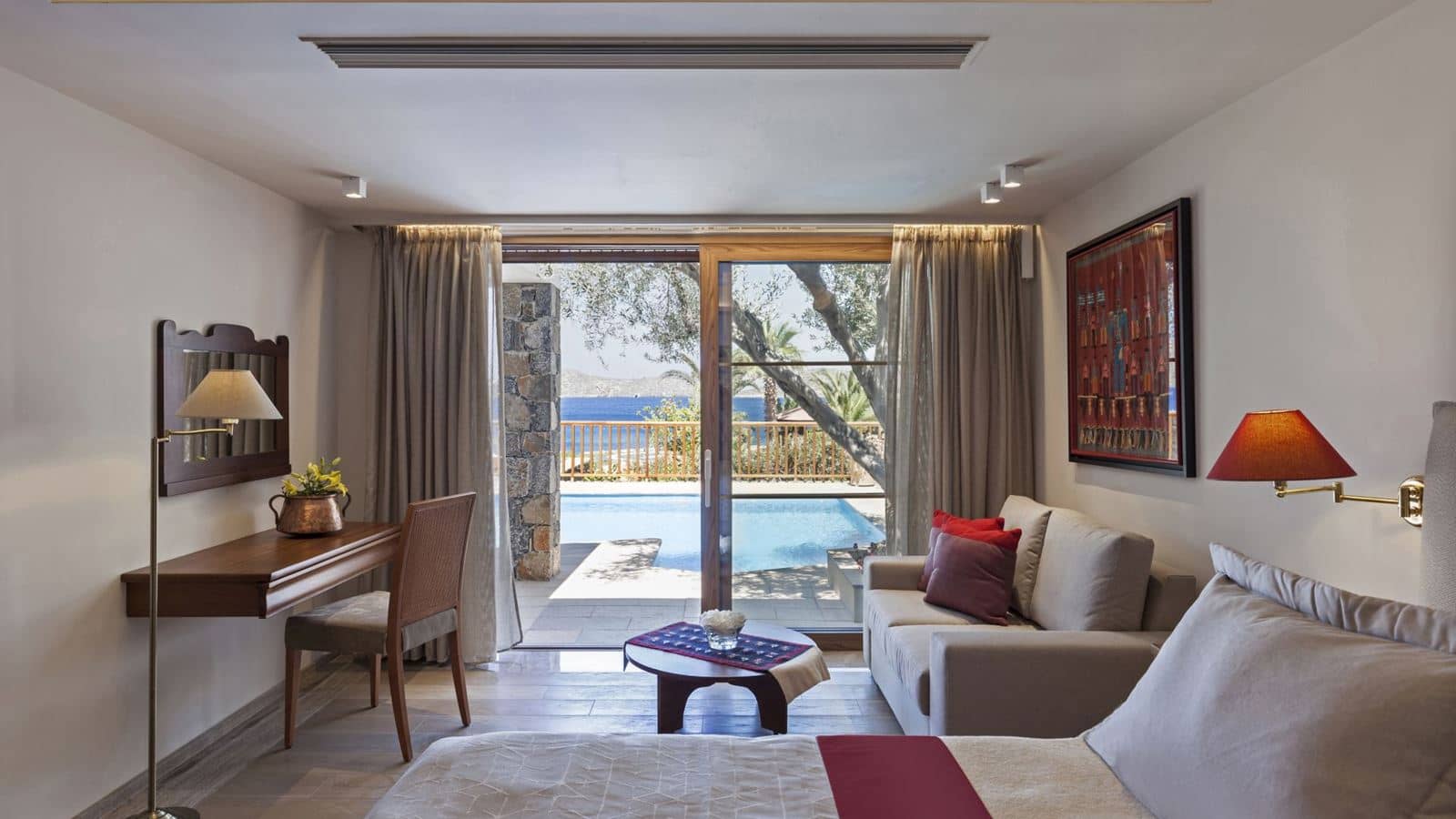 rooms-1-bedroom-royalty-villa-seaview-privatepool