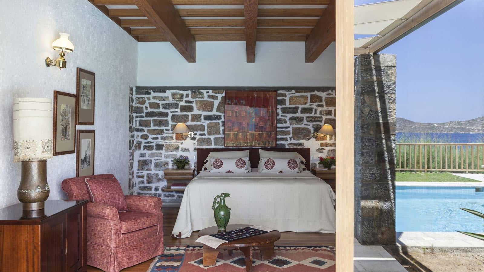 rooms-1-bedroom-royalty-villa-seaview-privatepool