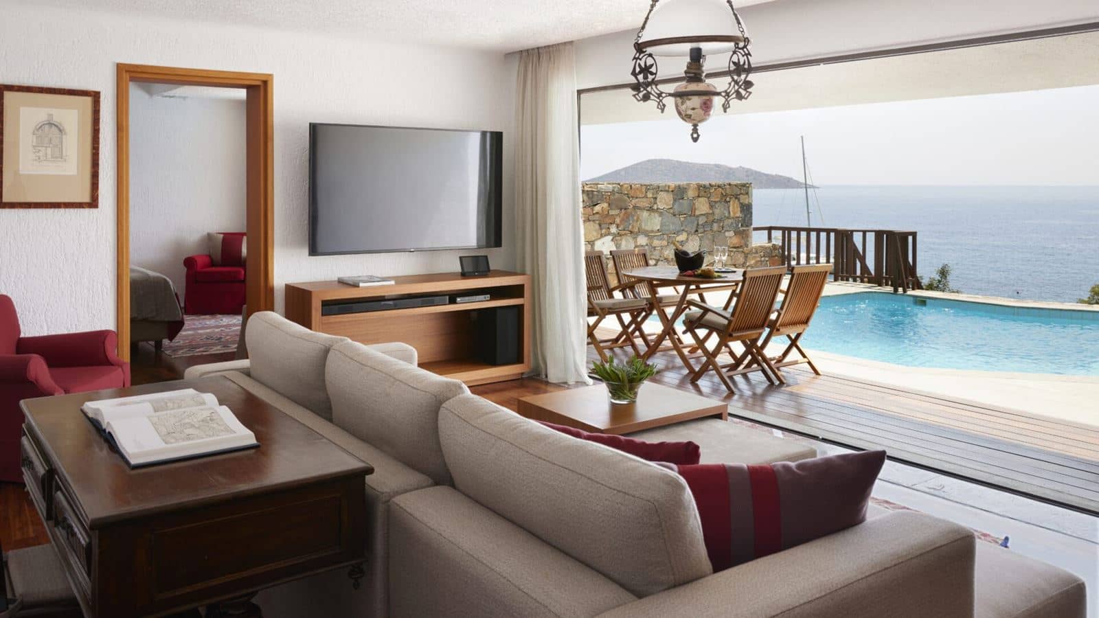 rooms-princess-ariadni-minoan-royalty-villa-sea-view-private-pool